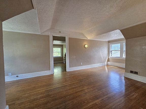 3rd image of 143.5 Westminster Rd #143.5