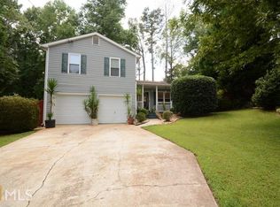 5157 Scarbrough Ln, Stone Mountain, GA 30088