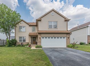 475 N Chalmers Ct, Romeoville, IL 60446