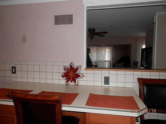 4th image of 11 Bartlett St