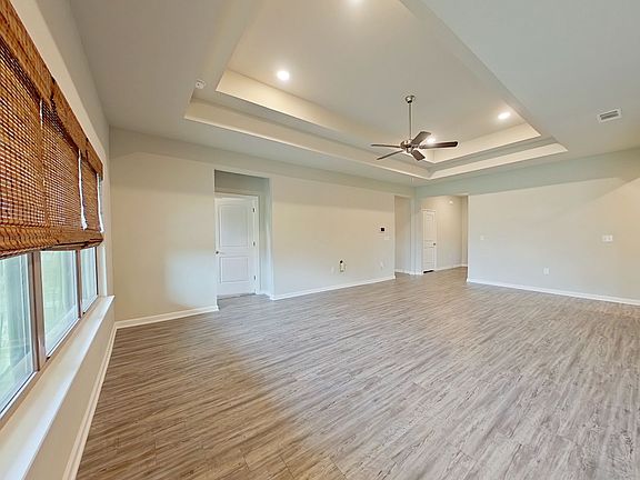 305 Merlin Ct - 4_02282025