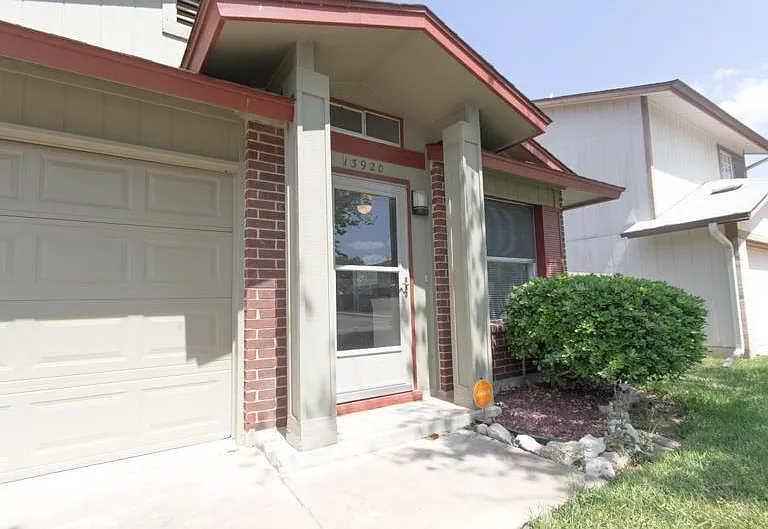 13920 Merseyside Dr — Photo 9