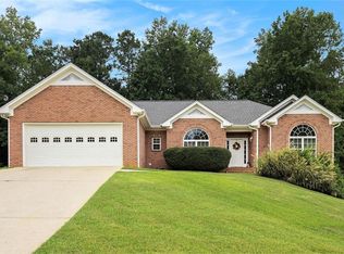 93 Woodridge Dr, Douglasville, GA 30134