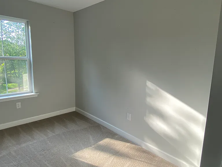 304 Bethune Dr — Photo 12