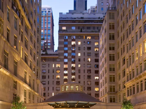 15 Central Park West image 18 of 22