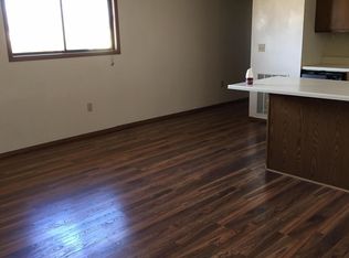 1101 Hennessey St, Dodge City, KS 67801