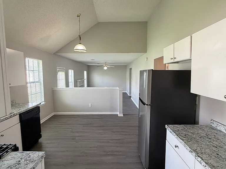 10744 Misty Meadows Ct — Photo 9