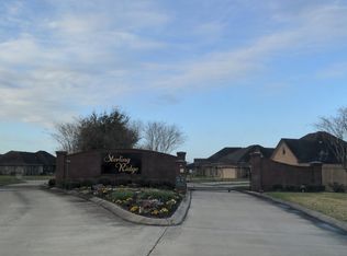 154 Sterling Ridge Dr, Nederland, TX 77627