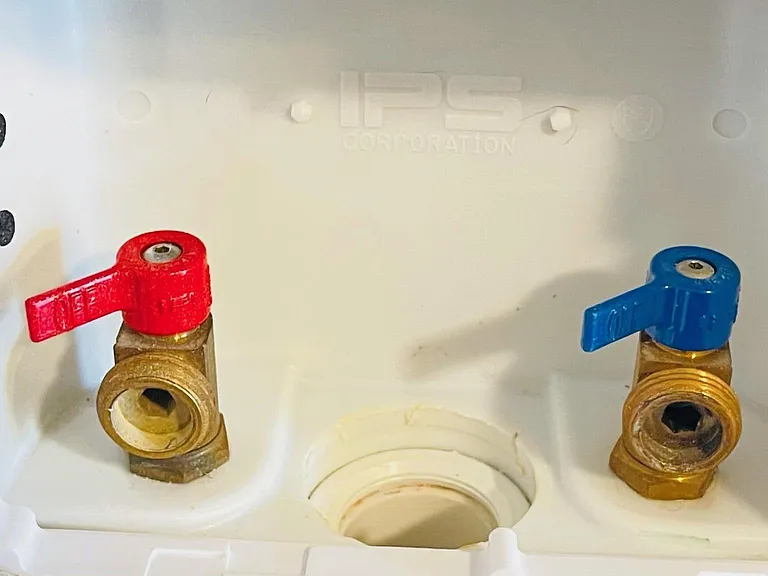 Washer Connection in Unit for European Style Combo Ventless Washer/Dryer