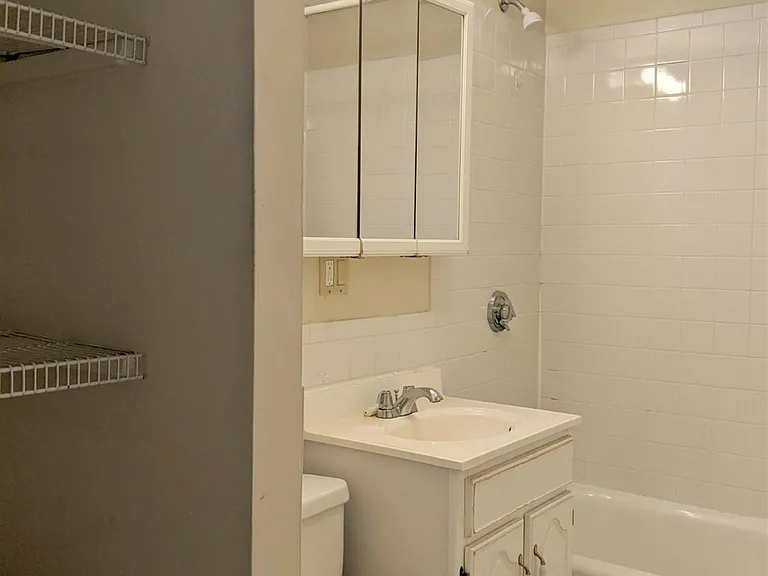 288 Prospect St #5 — Photo 10