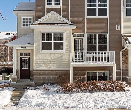 3rd image of 17175 72nd Ave N #2906