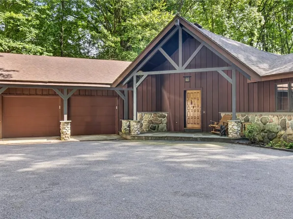 150 Park Rd, Pittsford, NY 14534