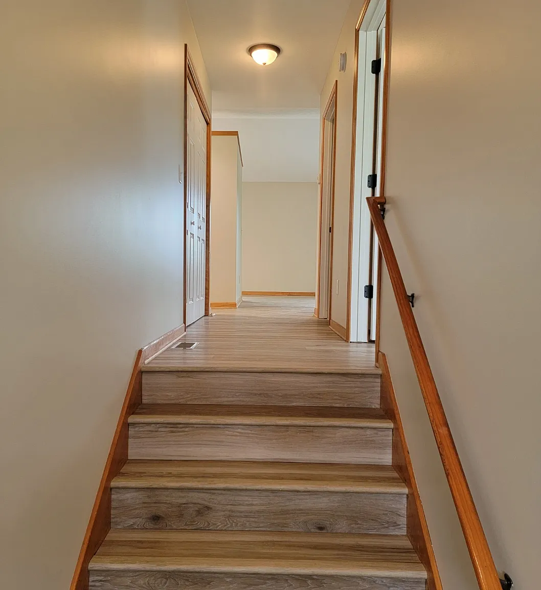 3 bed, 1940 sqft, $2,200 — Photo 3