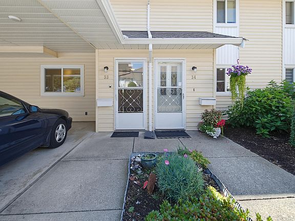 4th image of 7525 Martin Pl #33