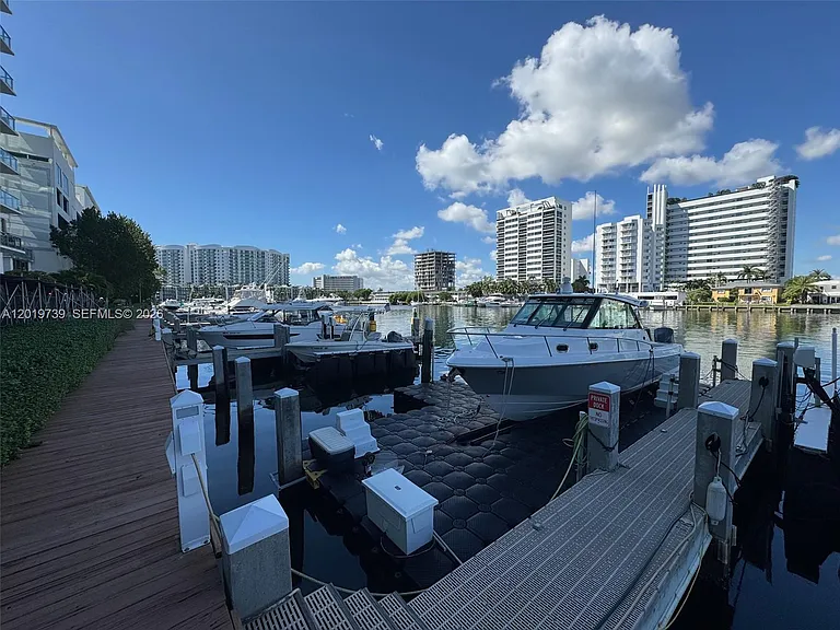 7928 East Dr #1202 — Photo 27