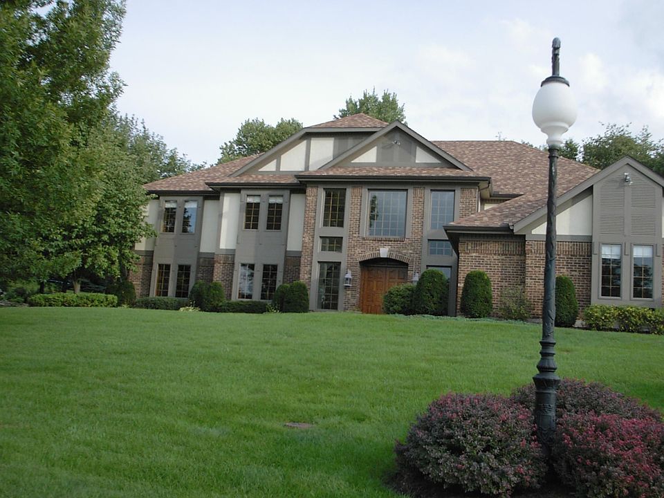 1st image of 3369 Arlington Pl