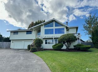 2431 Pine Pl, Ferndale, WA 98248