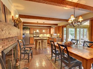 4690 Lakeway Ter, Shorewood, MN 55331