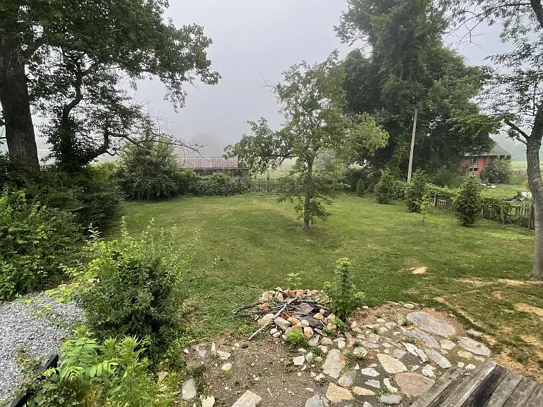 12 Sals Ln — Photo 14
