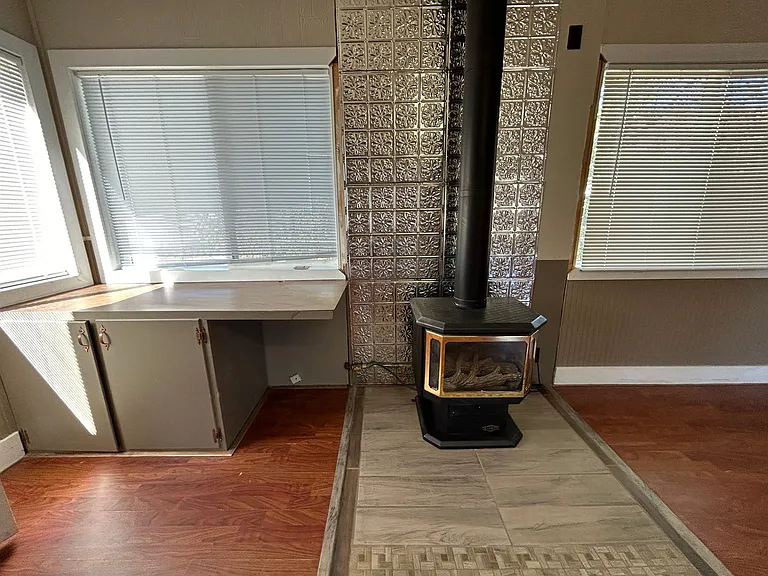 117 W Adams Ave — Photo 59