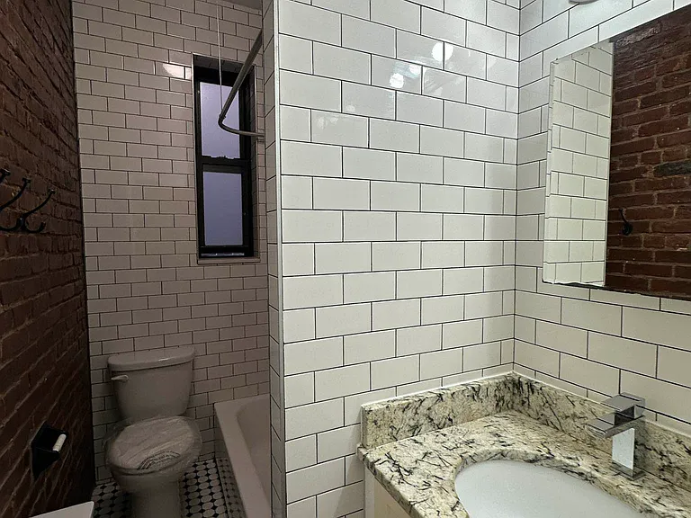 41-24 29th St #5D — Photo 21