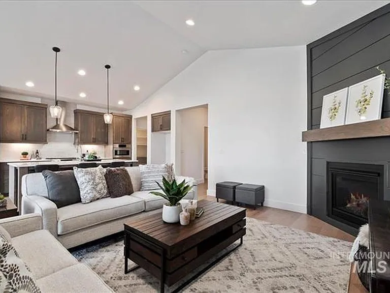 11659 W Triloba Dr — Photo 4