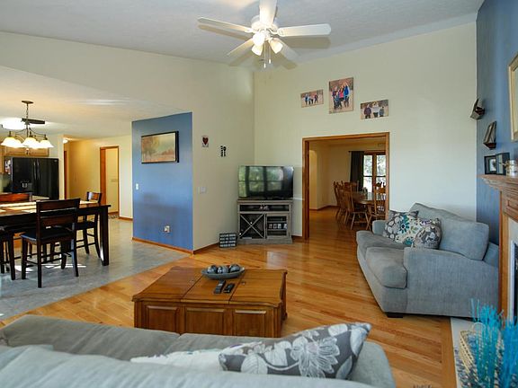 15967 Prairie Ronde Rd-104