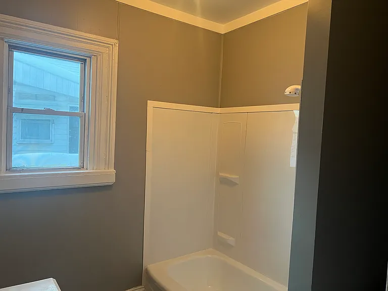 649 3rd St NW #1 — Photo 5