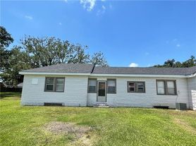 12225 River Rd, Luling, LA