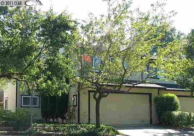 1st image of 4853 Starflower Dr