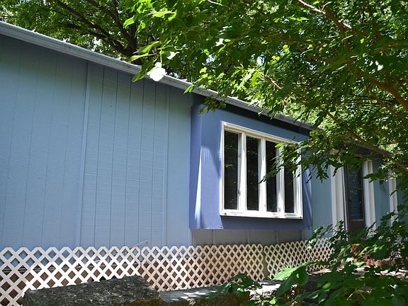 2nd image of 5712 Woodrow Ave