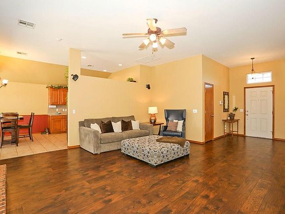 5th image of 2620 SE 96th St