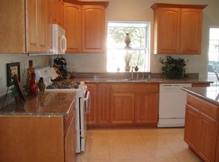 586 Tennyson Rd, Hayward, CA 94544