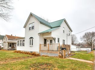 302 E Franklin St, Paxton, IL 60957