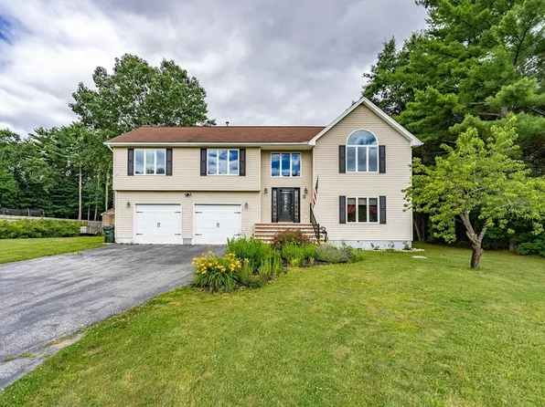 6 Danielle Dr, Palmer, MA 01069