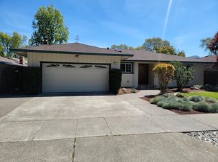 2425 Horseshoe Dr, Santa Rosa, CA 95405
