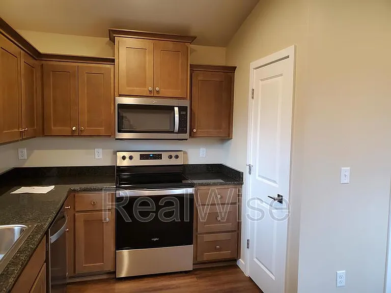 228 Cheryl Ln #11 — Photo 7
