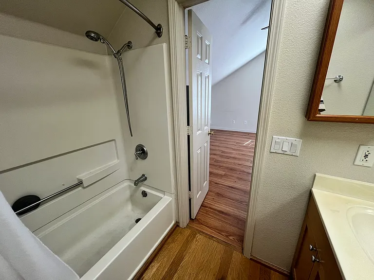 339 Torrington Dr #1 — Photo 6