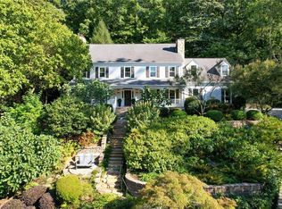 405 Ferry Lndg, Sandy Springs, GA 30328