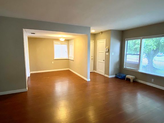 2nd image of 348 N Toland Ave