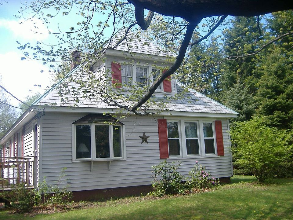 Front of home, notice the slate roof!