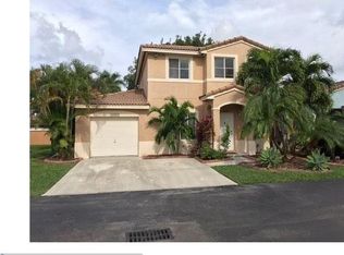 15630 SW 42nd Ln, Miami, FL 33185