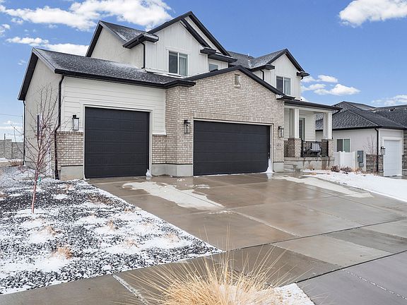 3rd image of 6852 W Windy Oak Dr #128
