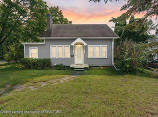 1015 Marigold Ave, East Lansing, MI 48823