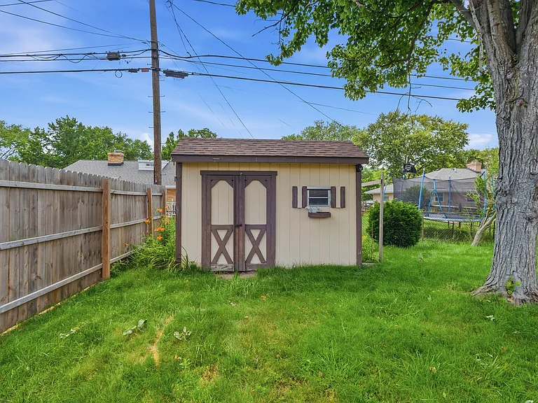 1358 Juliet Dr — Photo 3