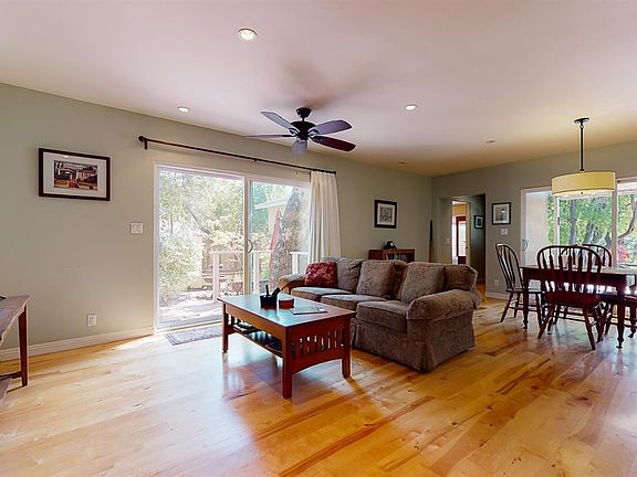 4th image of 1740 Del Valle Ave