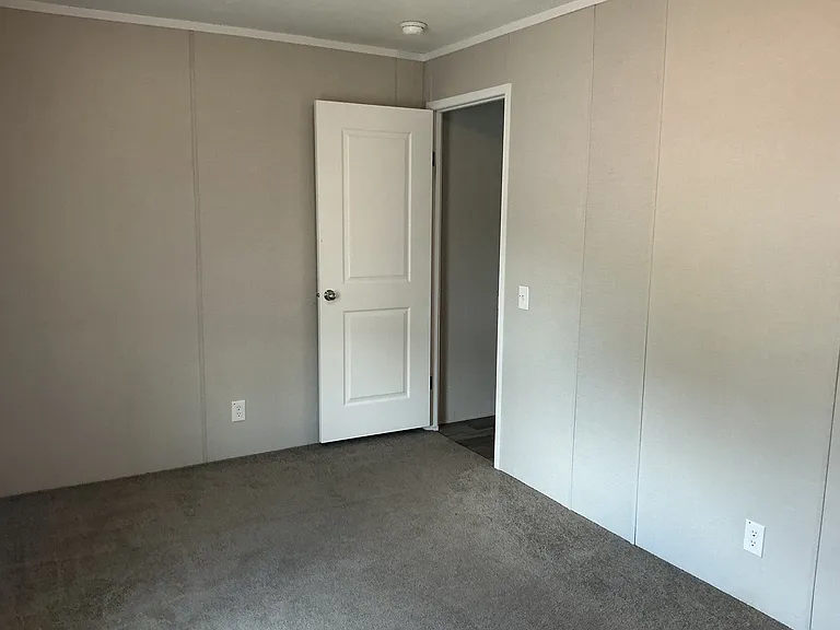 8628 Sandy St #112 — Photo 15