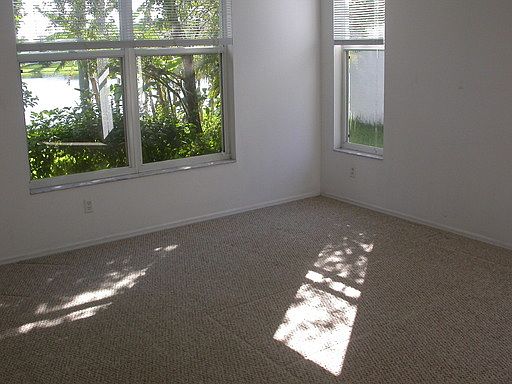3rd image of 6275 Buckingham St
