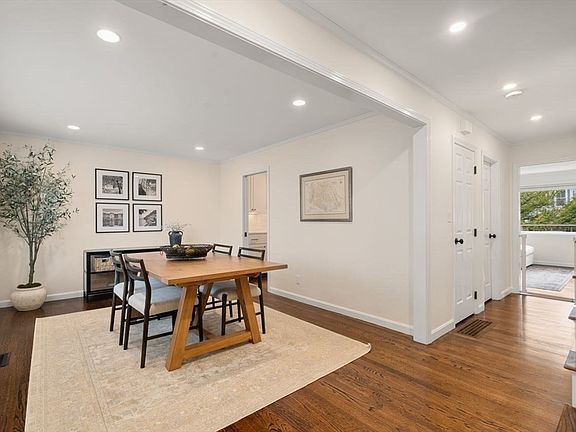2nd image of 16 Wiswall Cir Unit 16