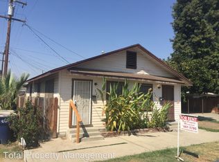 522 W King Ave, Tulare, CA 93274
